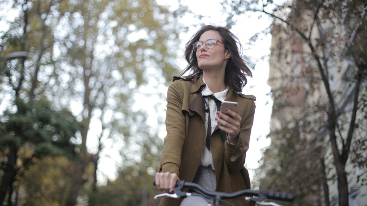 Tendencias emergentes en gafas graduadas para este otoño de 2024