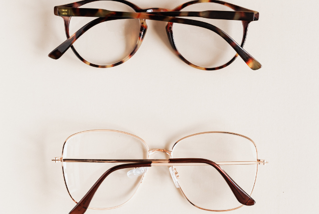 Cómo elegir montura para lentes progresivas: estilo y comodidad en un solo paso